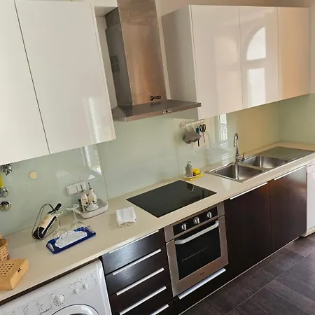 Sun With Style Apartment *